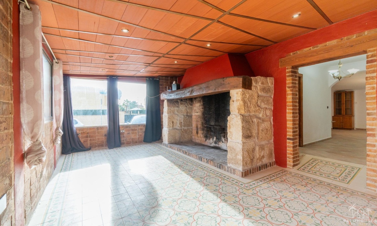 Resale - Villa - Torrevieja - Orihuela Costa
