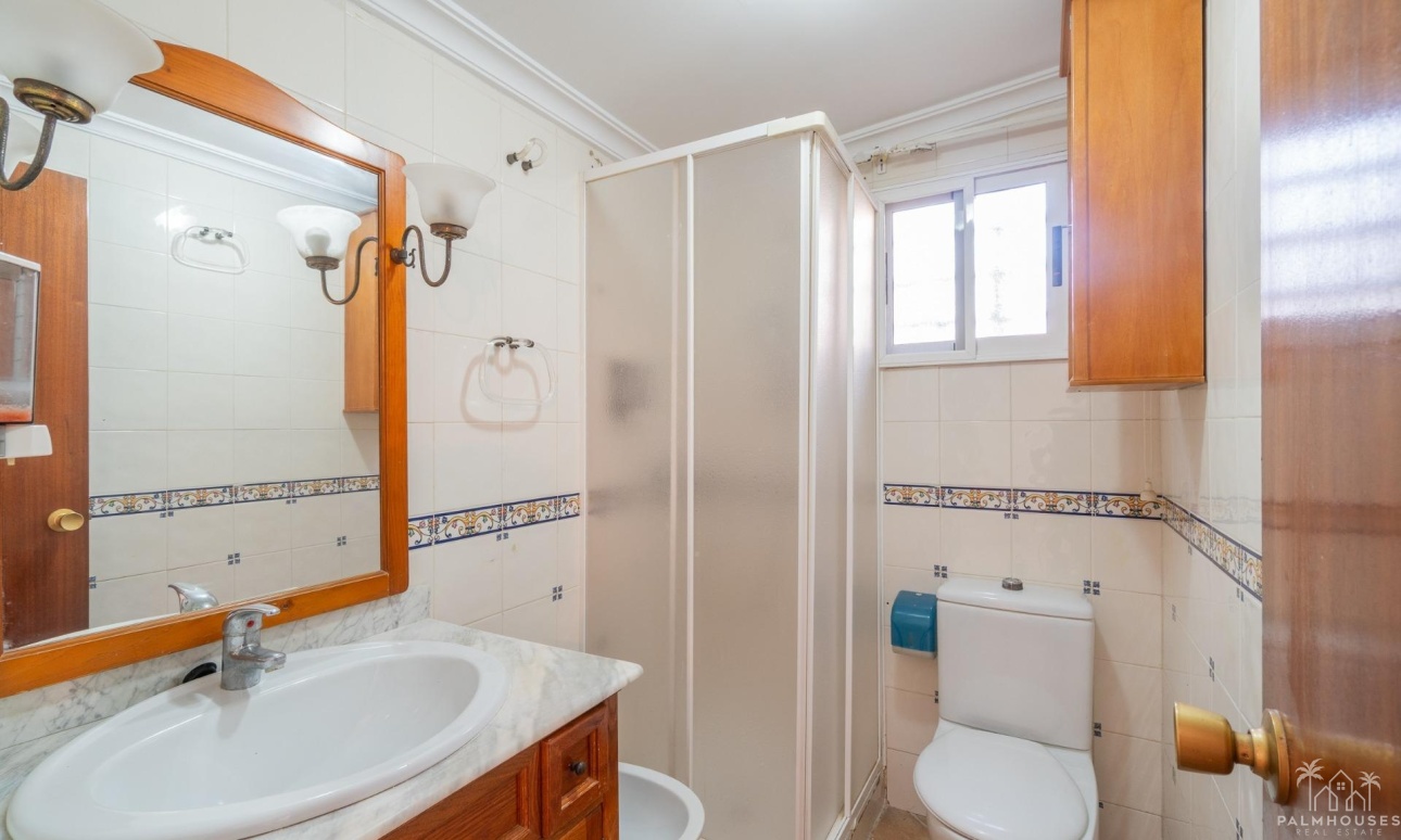 Resale - Villa - Torrevieja - Orihuela Costa