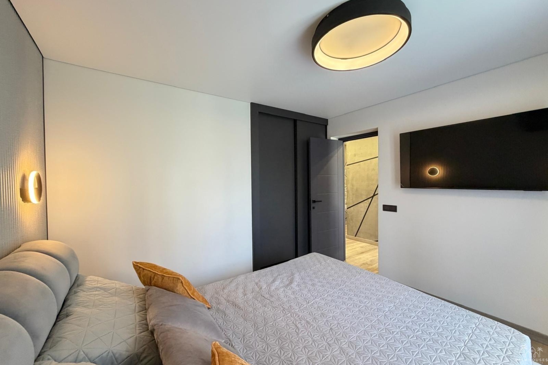 Resale - Villa - Torrevieja - Punta Prima