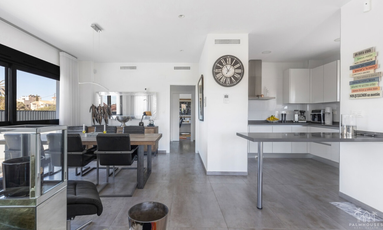 Resale - Villa - Torrevieja - Rosaleda