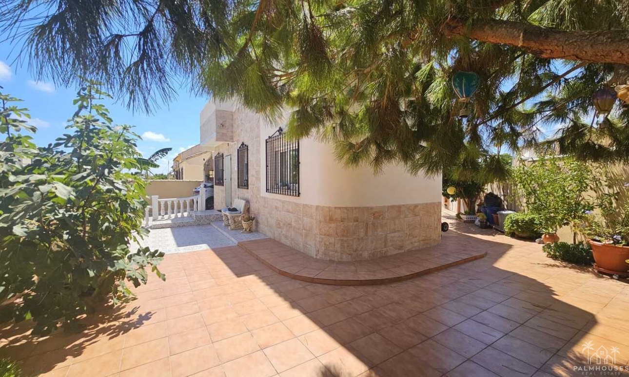 Resale - Villa - Torrevieja - Torre Del Moro