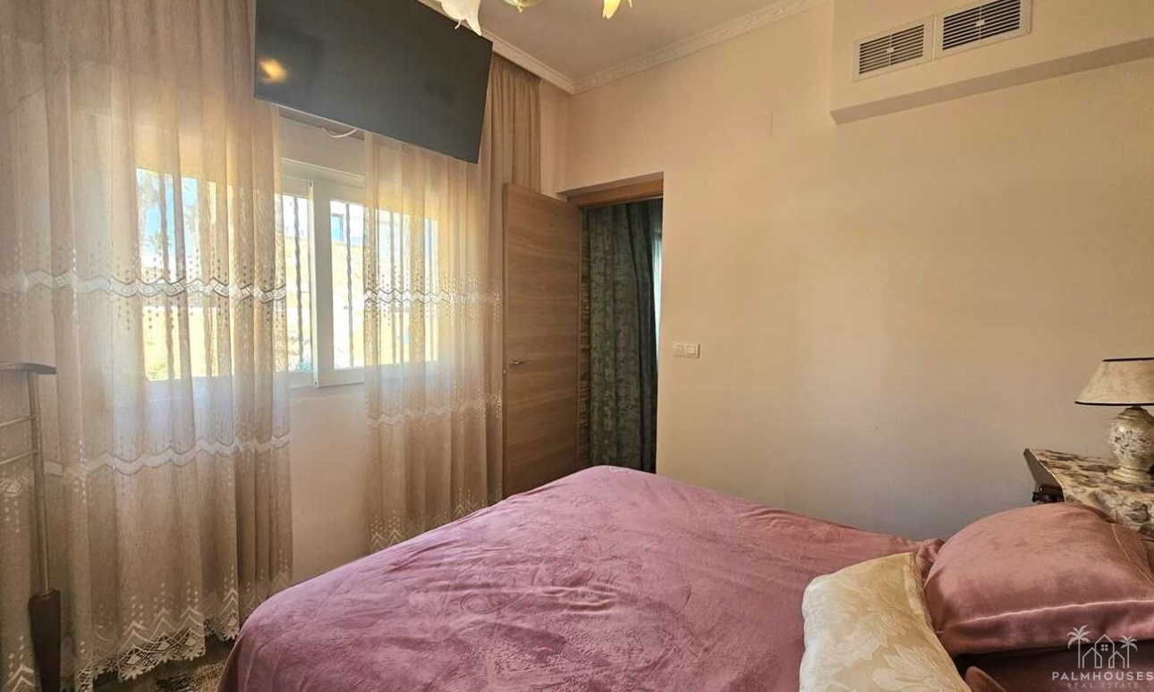 Resale - Villa - Torrevieja - Torre Del Moro