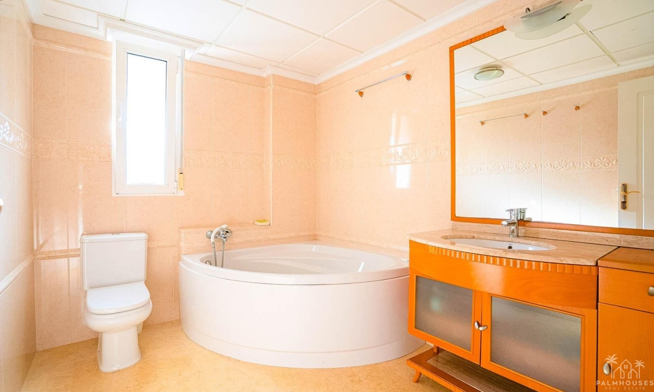 Resale - Villa - Torrevieja - Torre La Mata