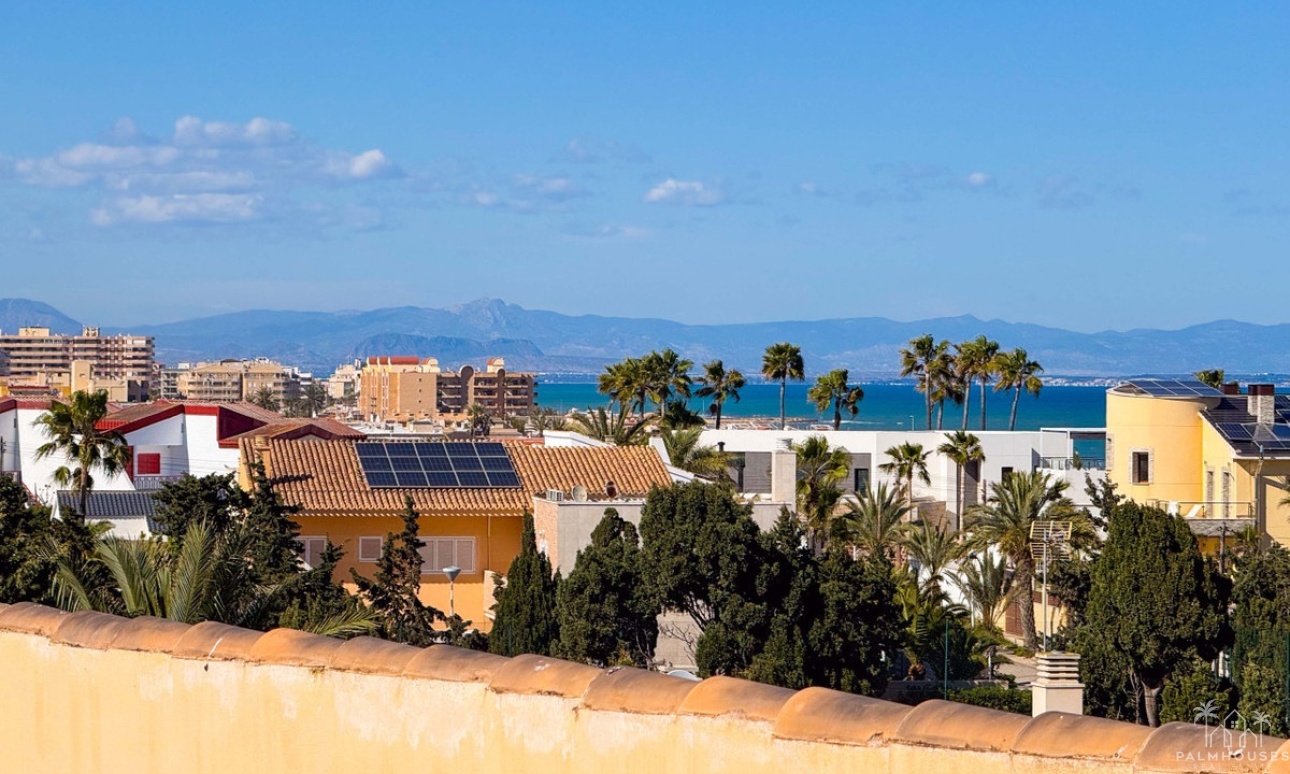 Resale - Villa - Torrevieja - Torre La Mata