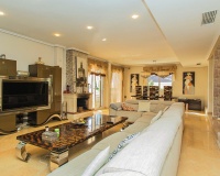 Resale - Villa - Torrevieja - Torre La Mata