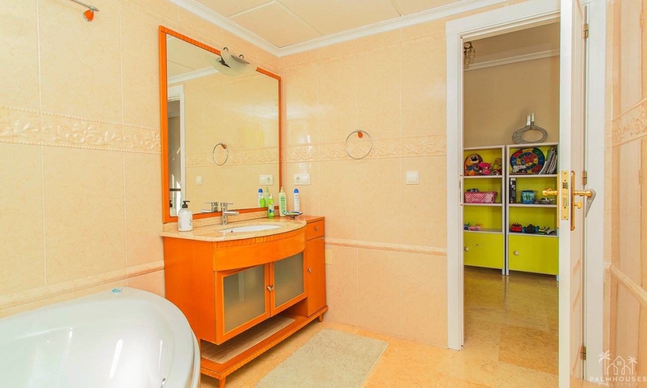 Resale - Villa - Torrevieja - Torre La Mata