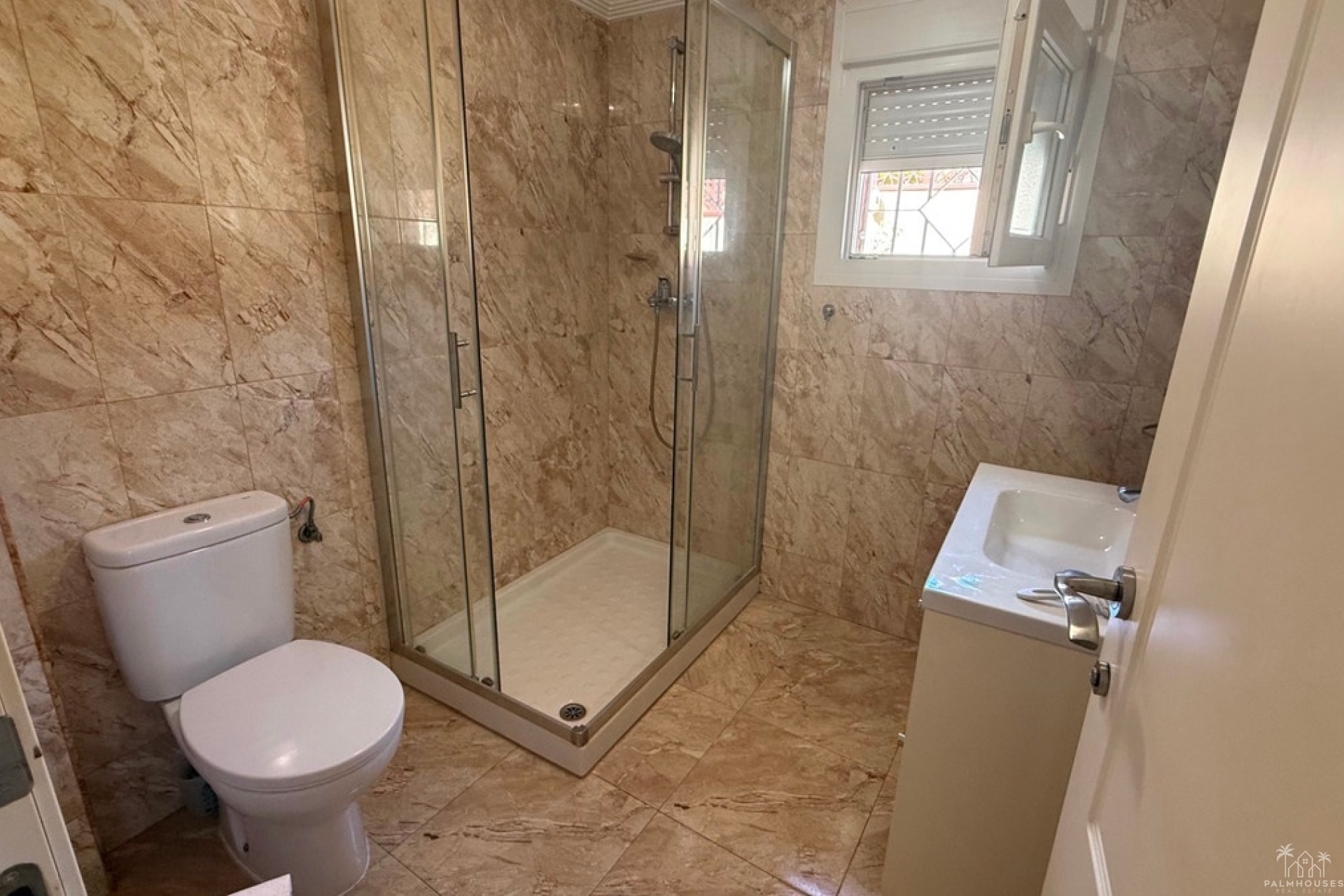 Resale - Villa - Torrevieja - Torrevieja Centro