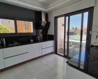 Resale - Villa - Torrevieja - Torrevieja Centro