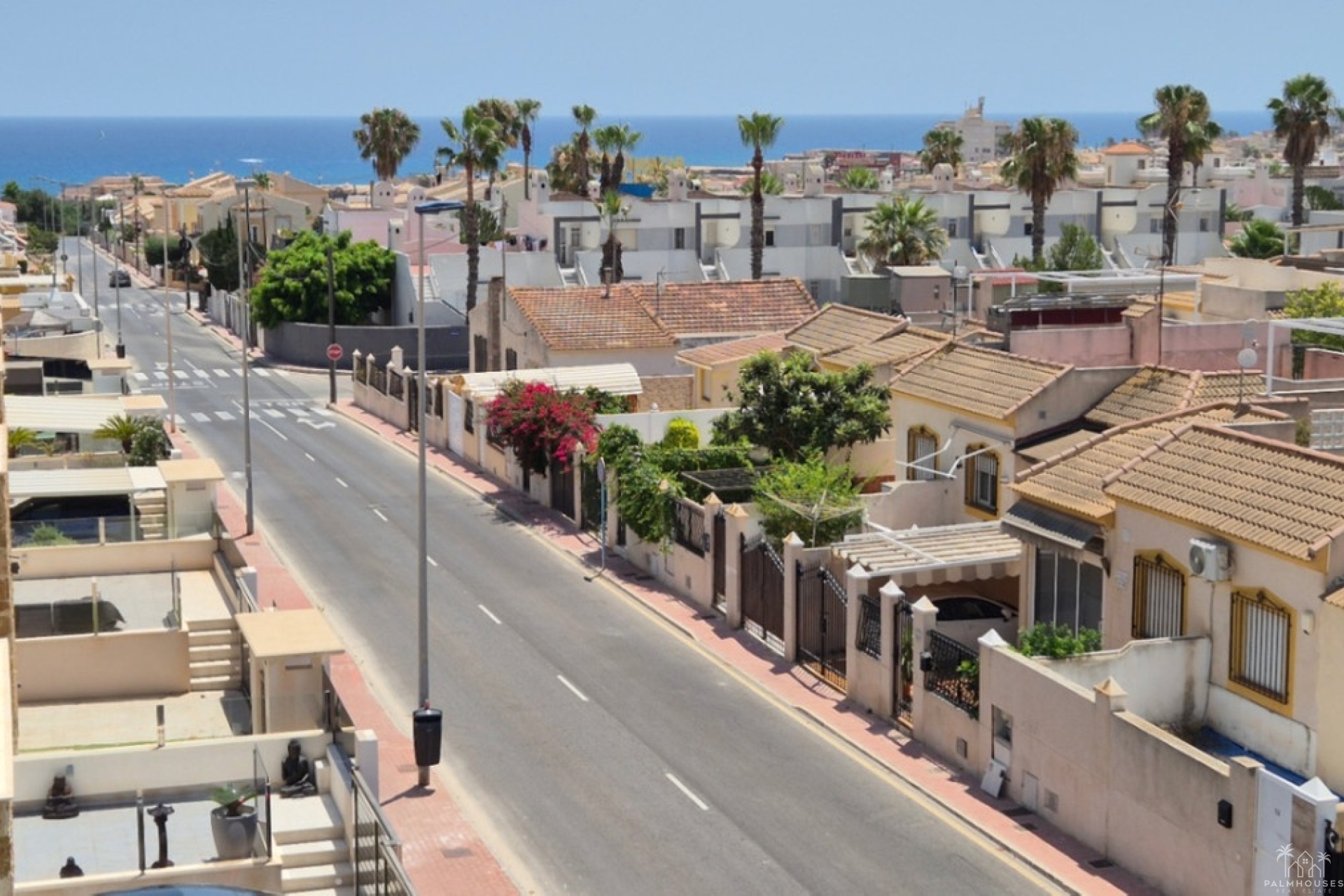 Resale - Villa - Torrevieja - Torrevieja Centro