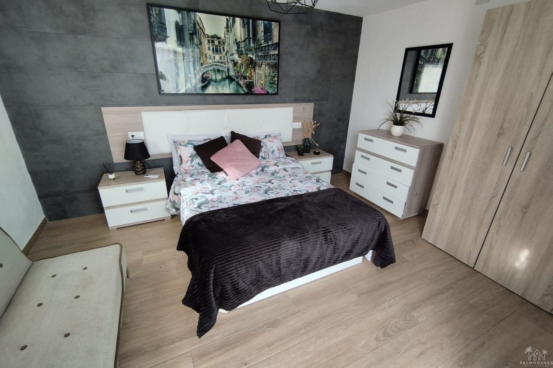 Resale - Villa - Torrevieja - Torrevieja Centro