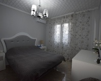 Resale - Villa - Torrevieja - Torrevieja Centro