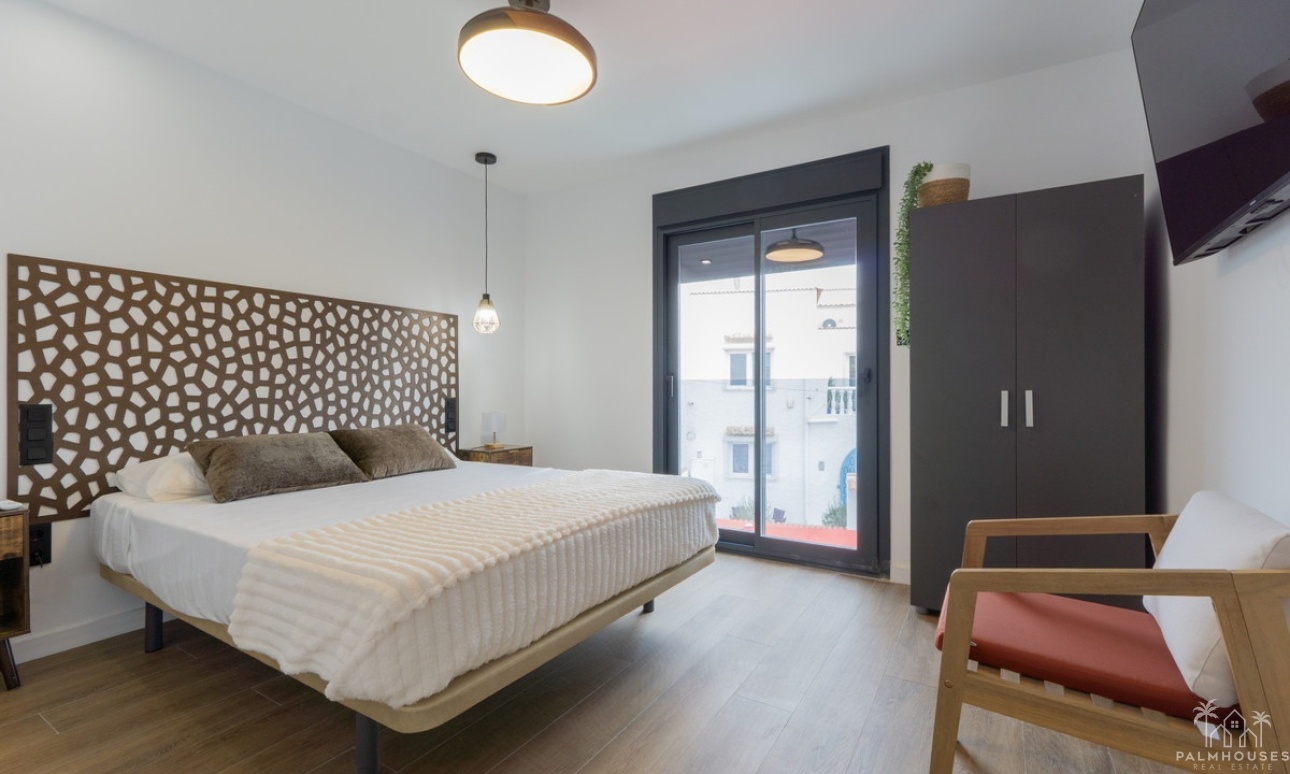 Resale - Villa - Torrevieja - Torrevieja Centro