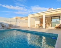 Resale - Villa - Torrevieja - Torrevieja Centro