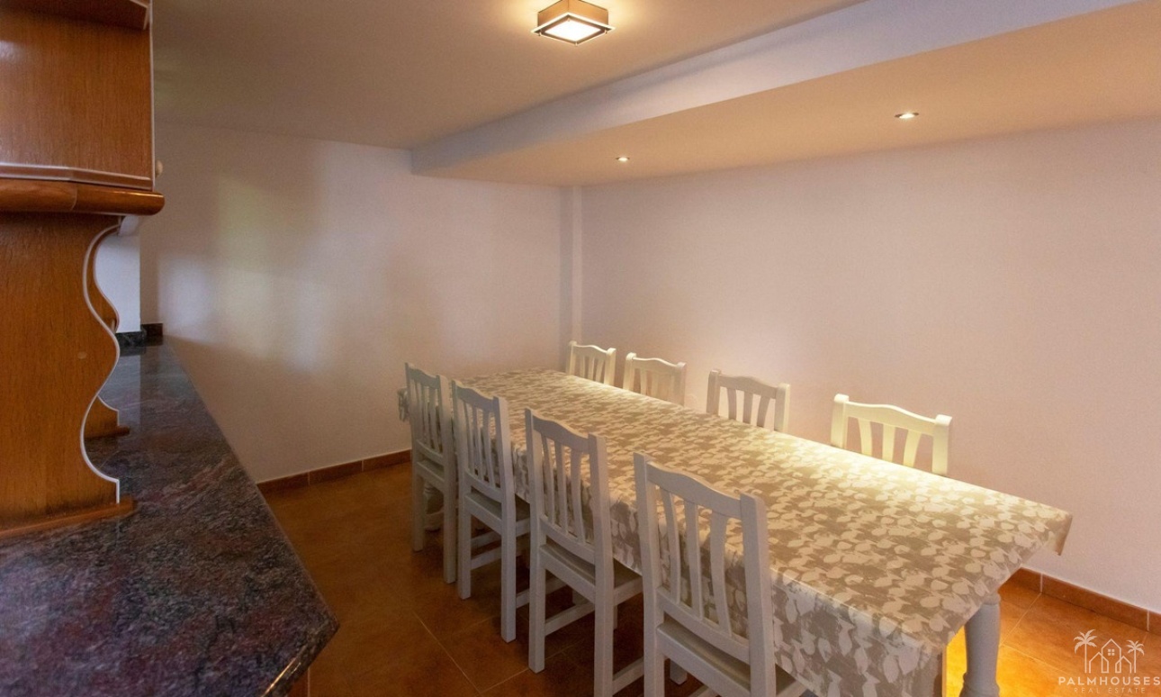 Resale - Villa - Torrevieja - Torrevieja Centro