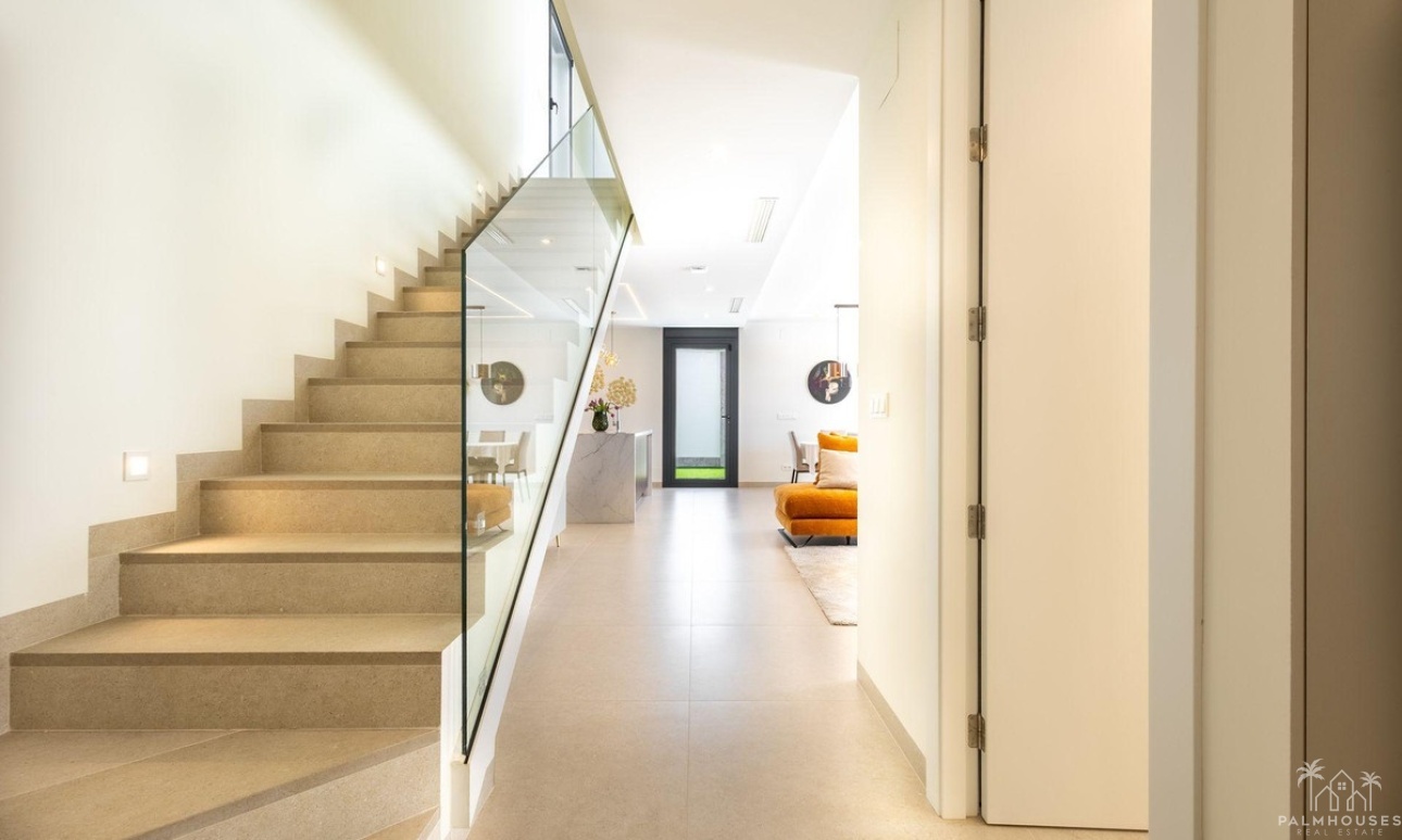 Resale - Villa - Torrevieja - Torrevieja Centro