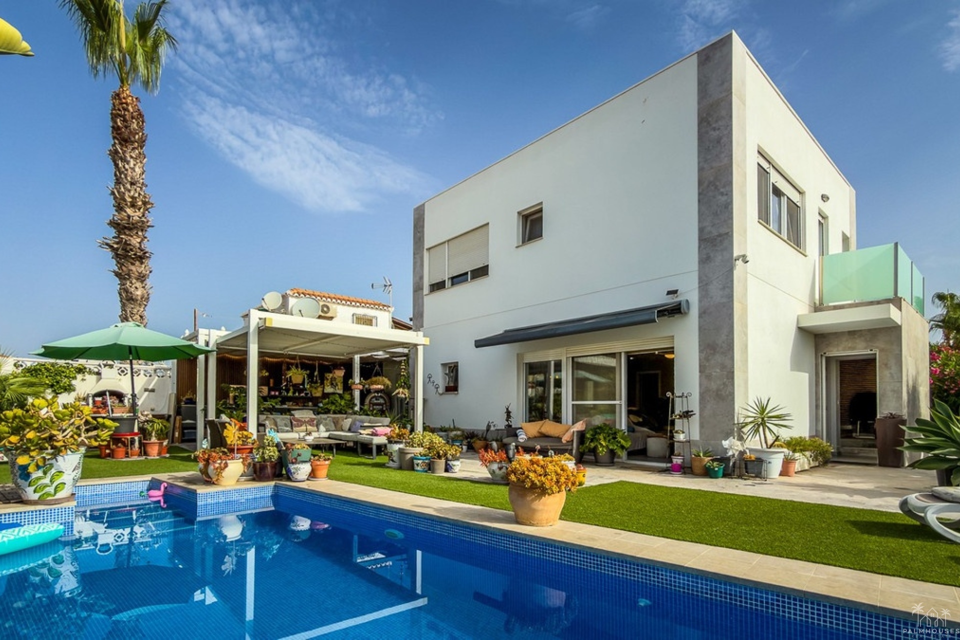 Resale - Villa - Torrevieja - Torrevieja Centro