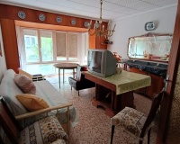 Resale - Villa - Torrevieja