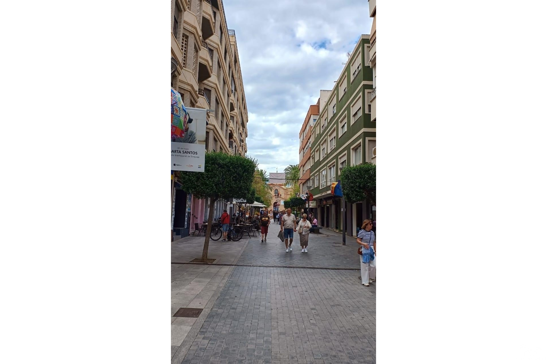 Resale - Villa - Torrevieja