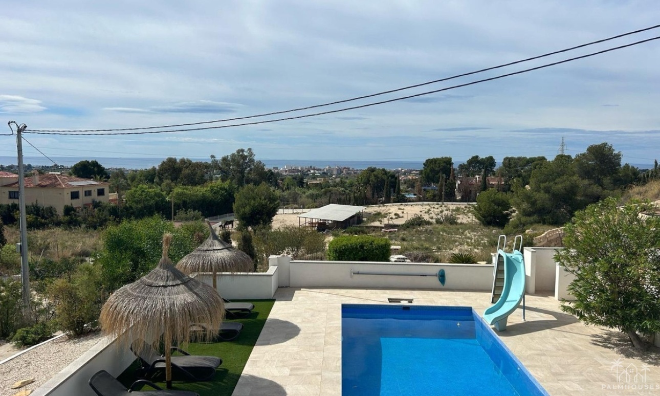 Resale - Villa - Villajoyosa - Villajoyosa Centro