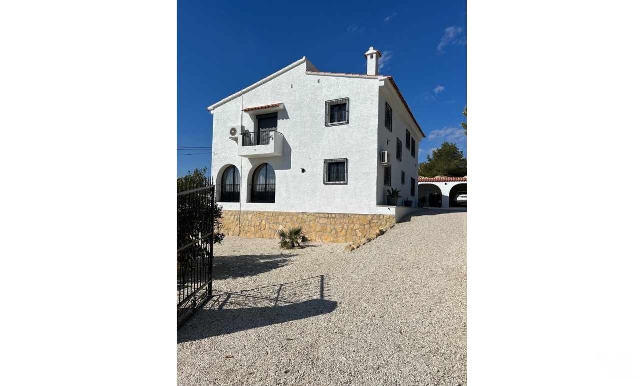 Resale - Villa - Villajoyosa - Villajoyosa Centro