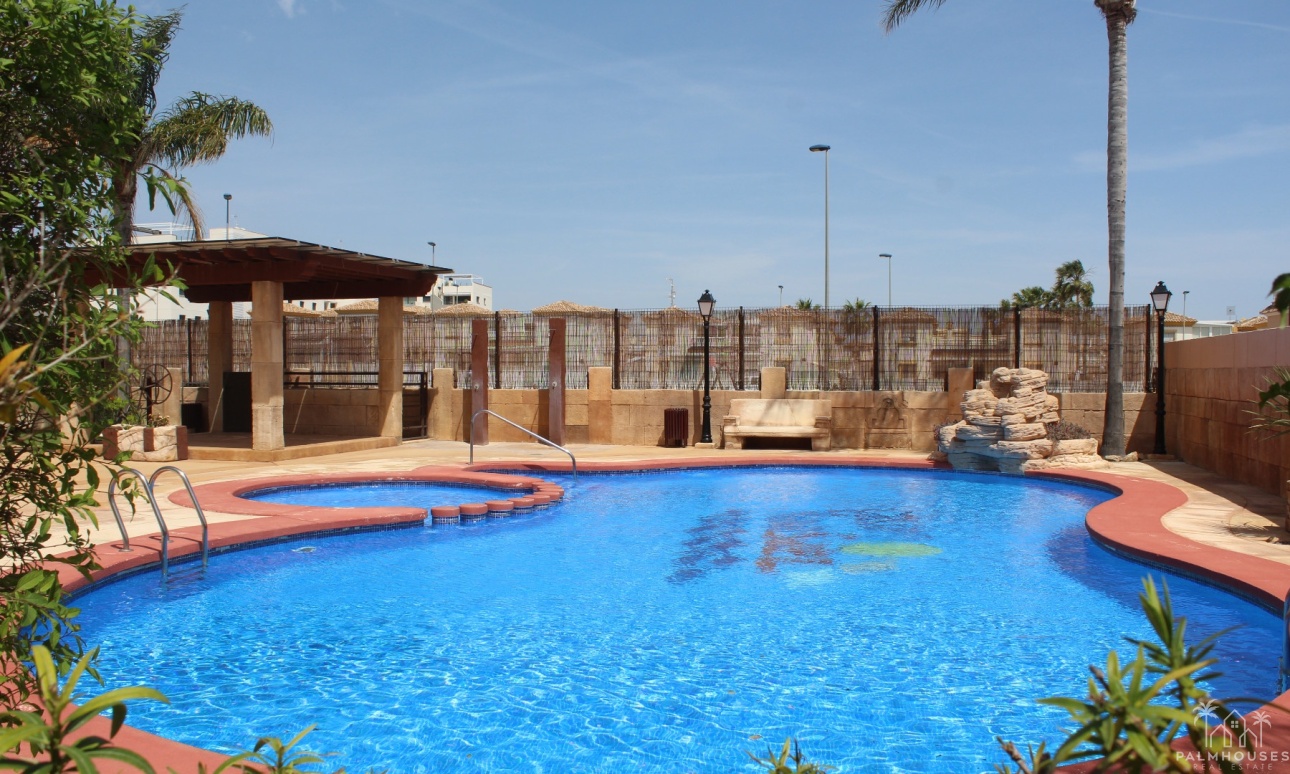 Resale - Villa - Villamartin - Costa Blanca