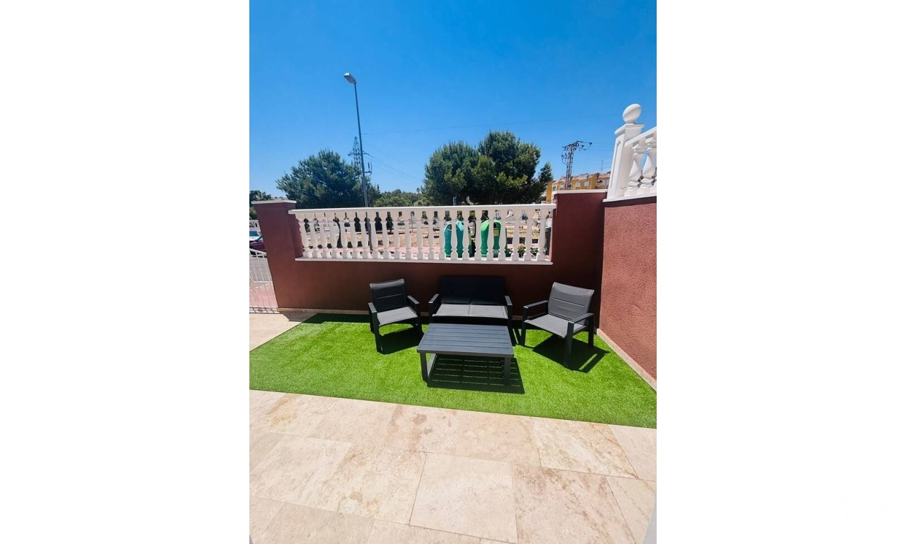 Resale - Villa - Villamartin - Costa Blanca