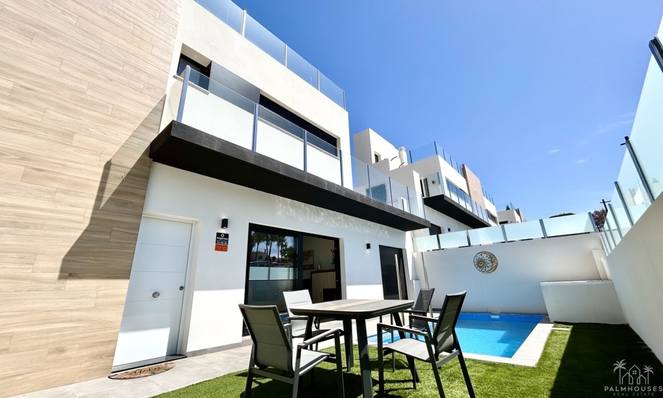 Resale - Villa - Villamartin - Costa Blanca