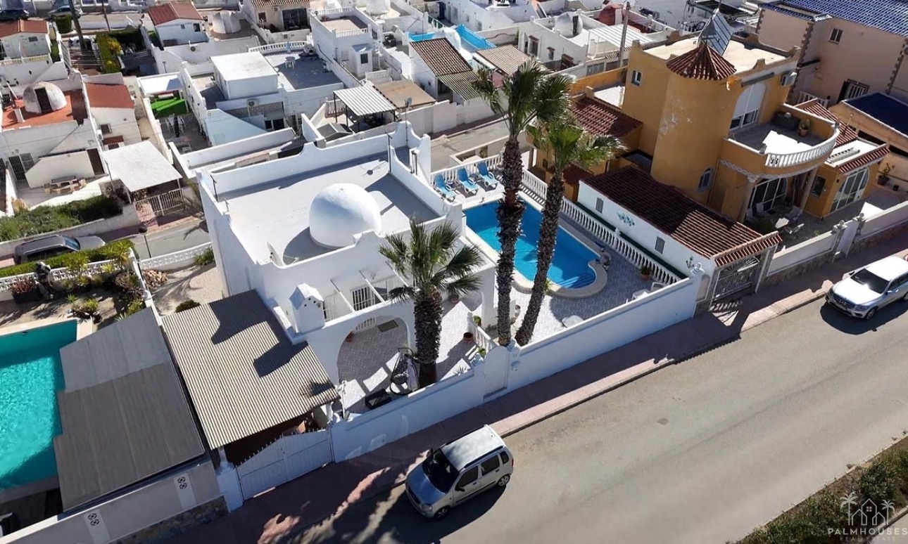 Resale - Villa - Villamartin - Costa Blanca