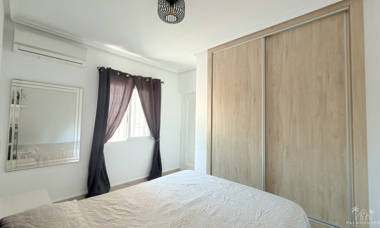 Resale - Villa - Villamartin - Costa Blanca