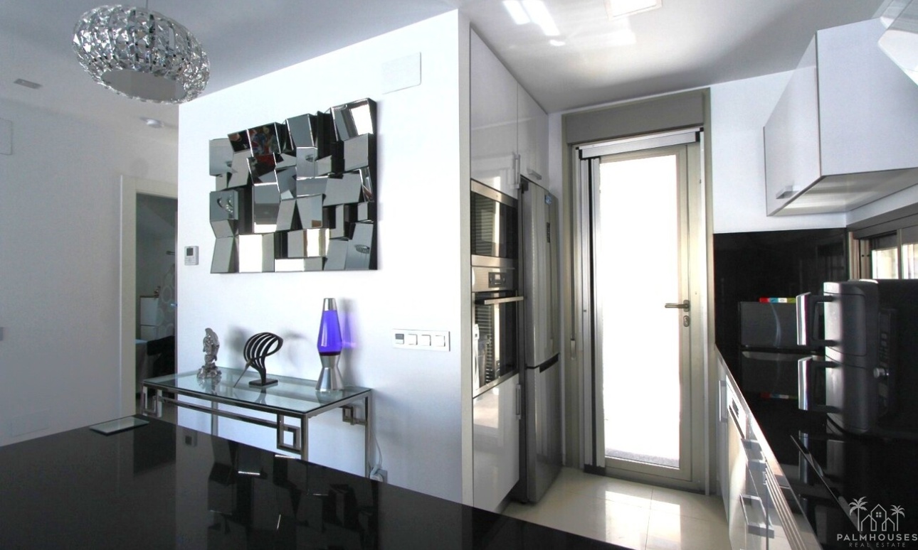Resale - Villa - Villamartin - El Galan