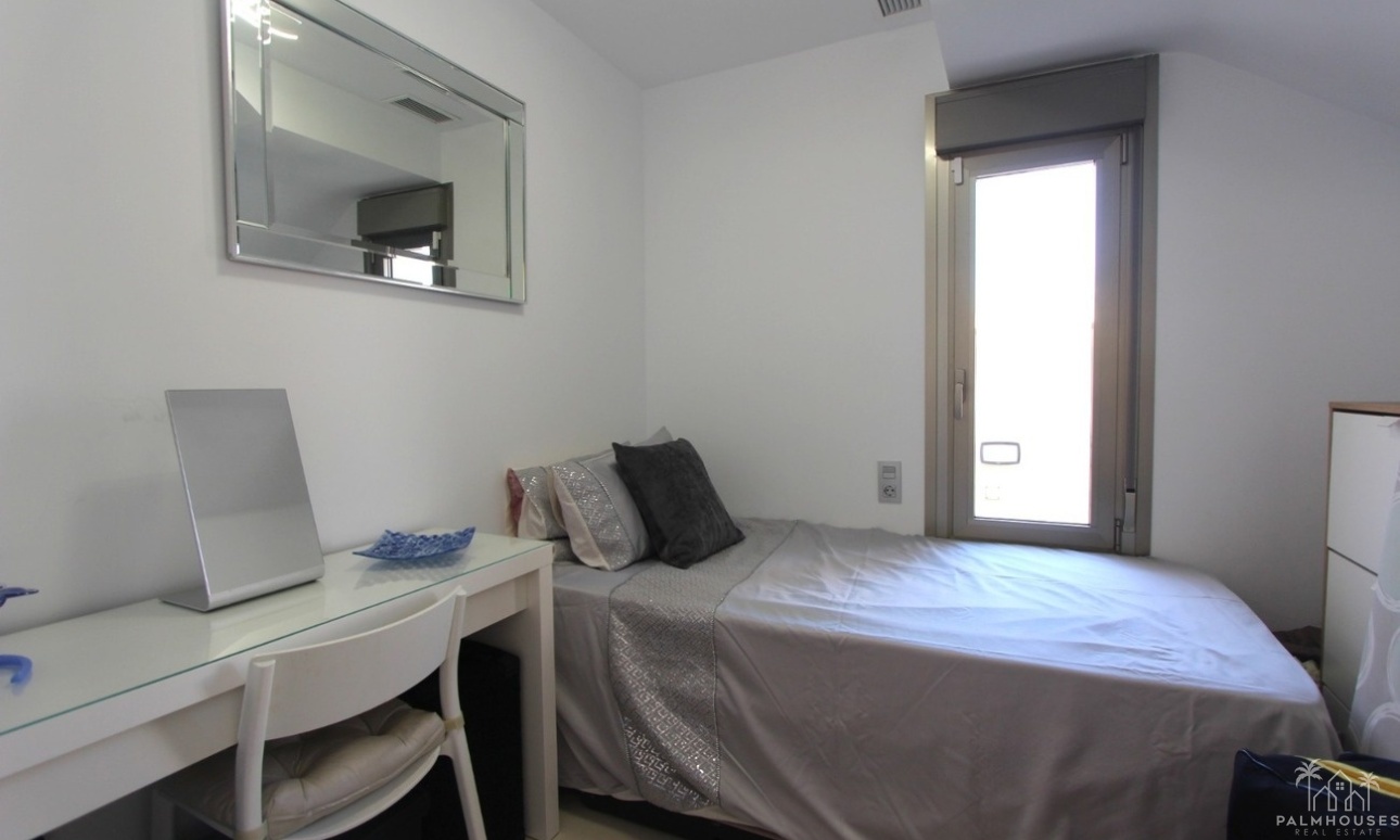 Resale - Villa - Villamartin - El Galan