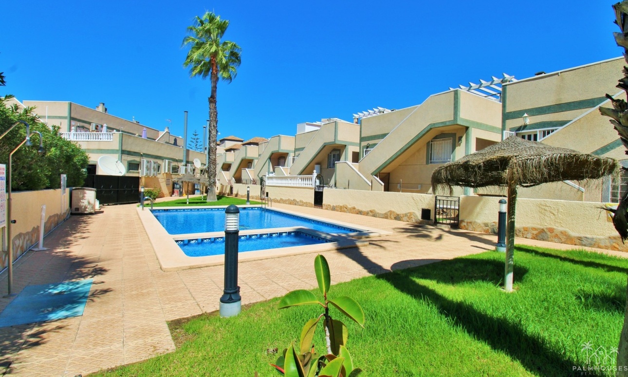 Resale - Villa - Villamartin - Las Violetas