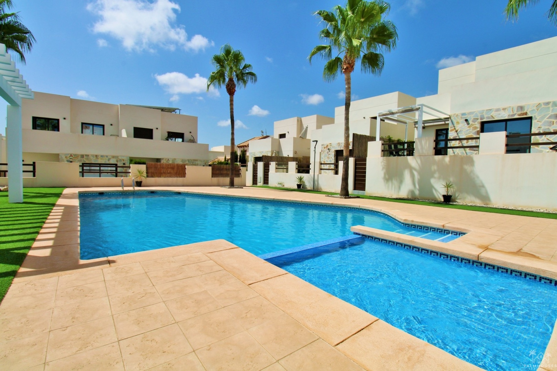Resale - Villa - Villamartin - PAU 8