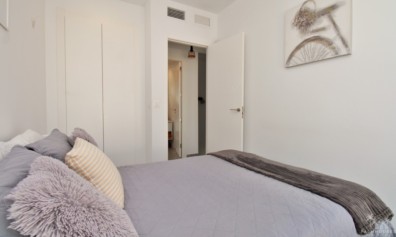 Resale - Villa - Villamartin - PAU 8