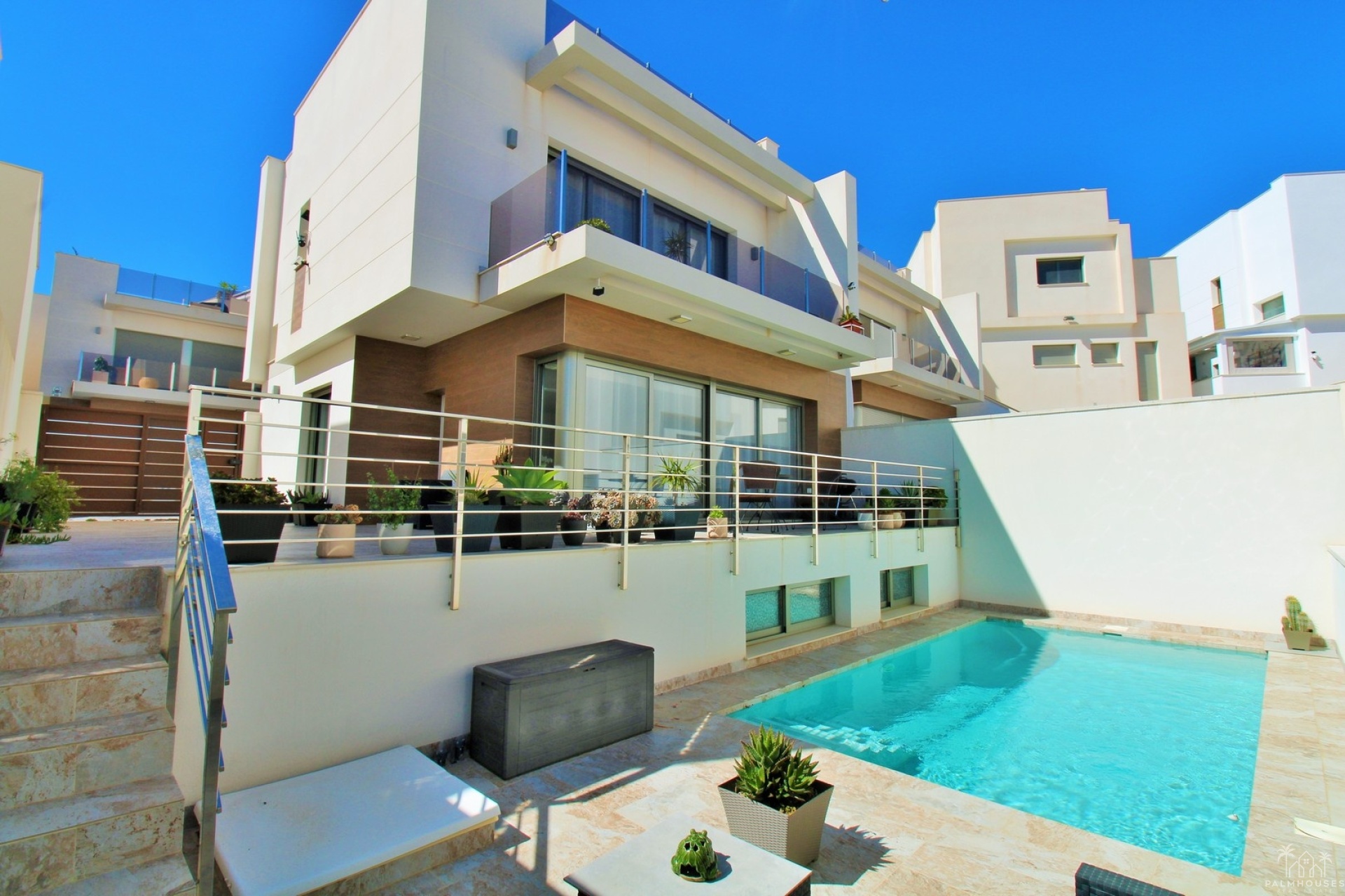 Resale - Villa - Villamartin