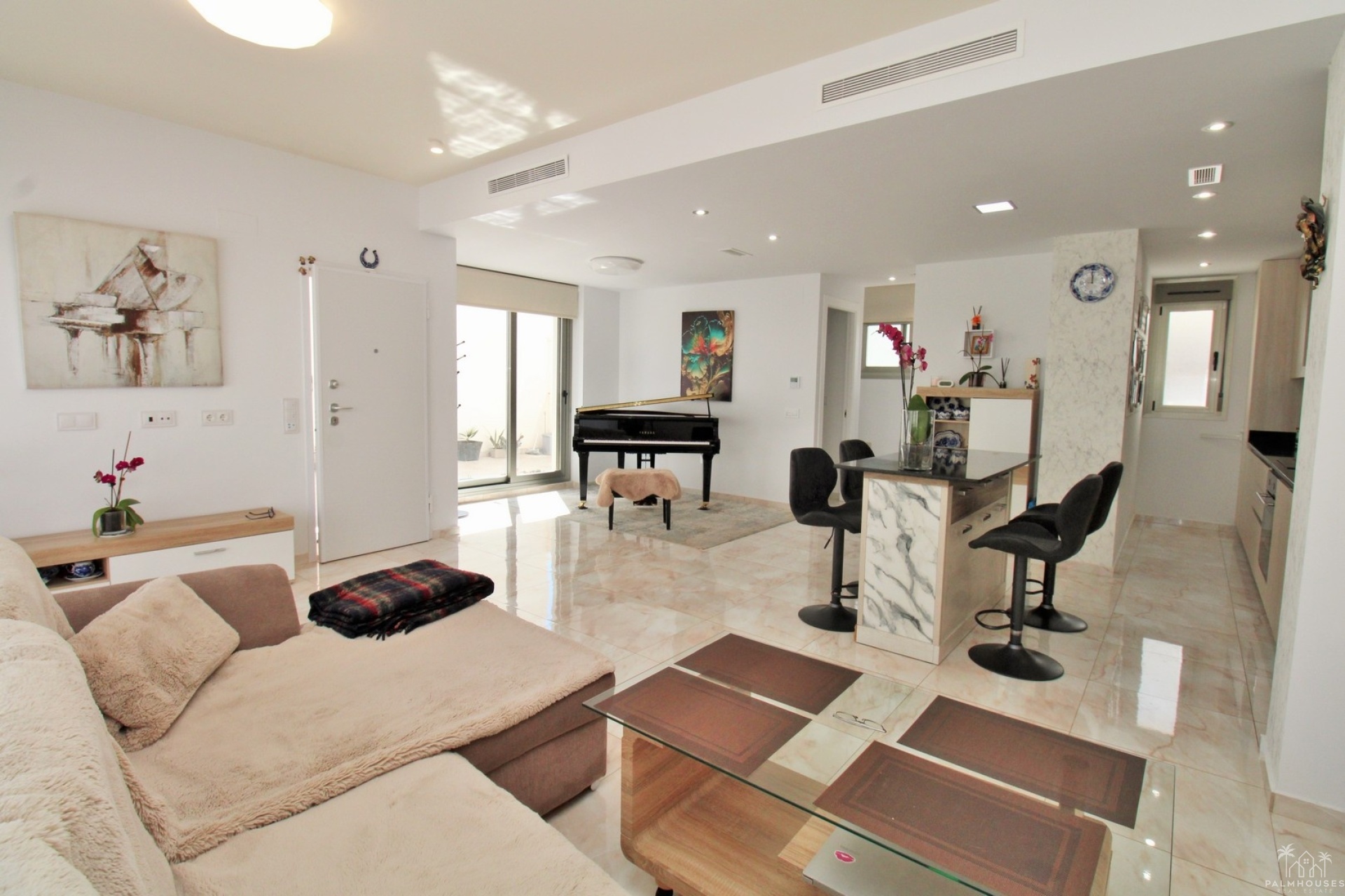 Resale - Villa - Villamartin