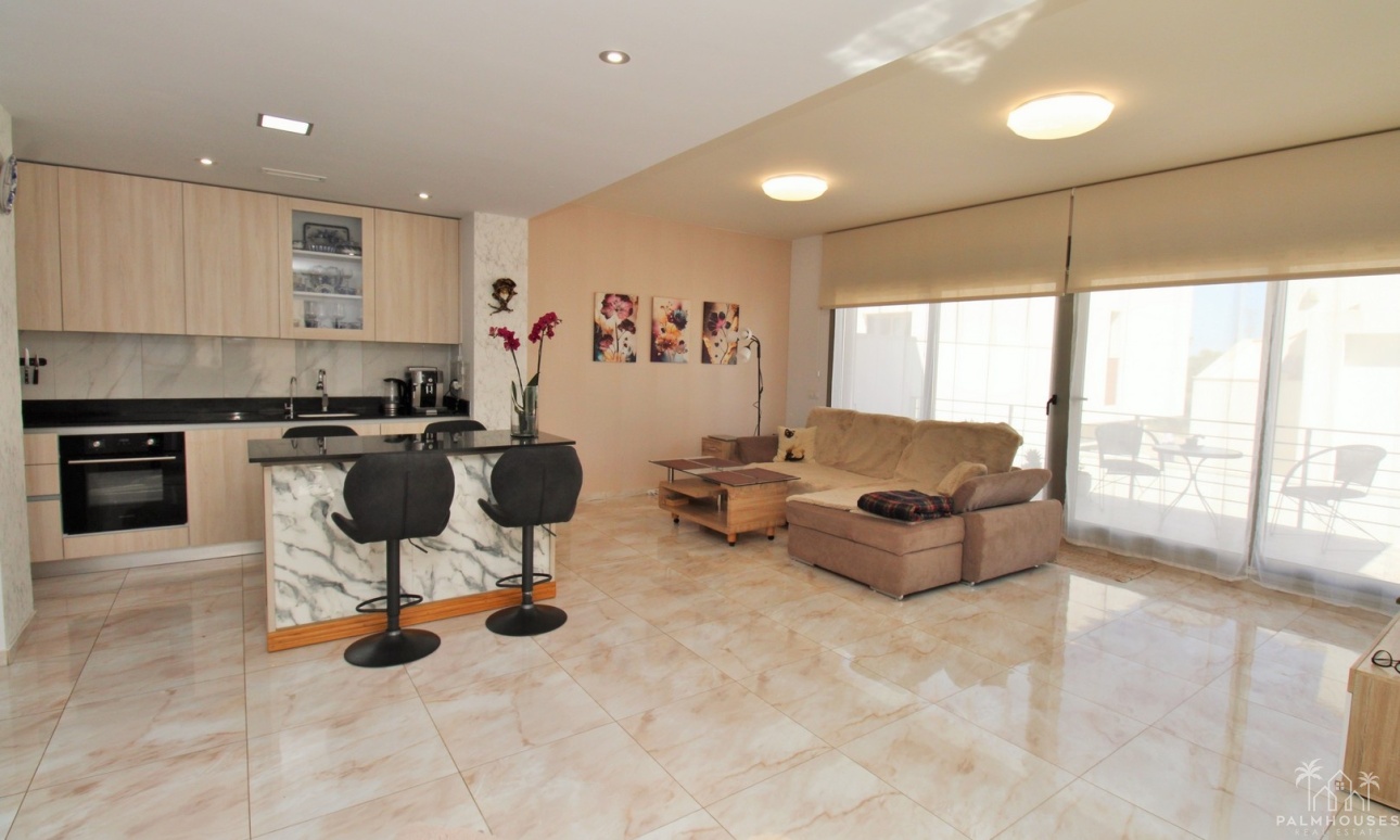 Resale - Villa - Villamartin