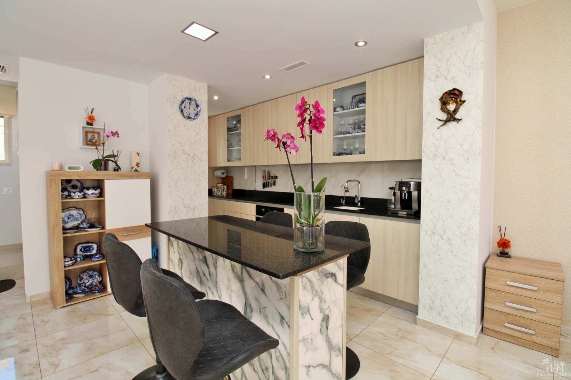Resale - Villa - Villamartin