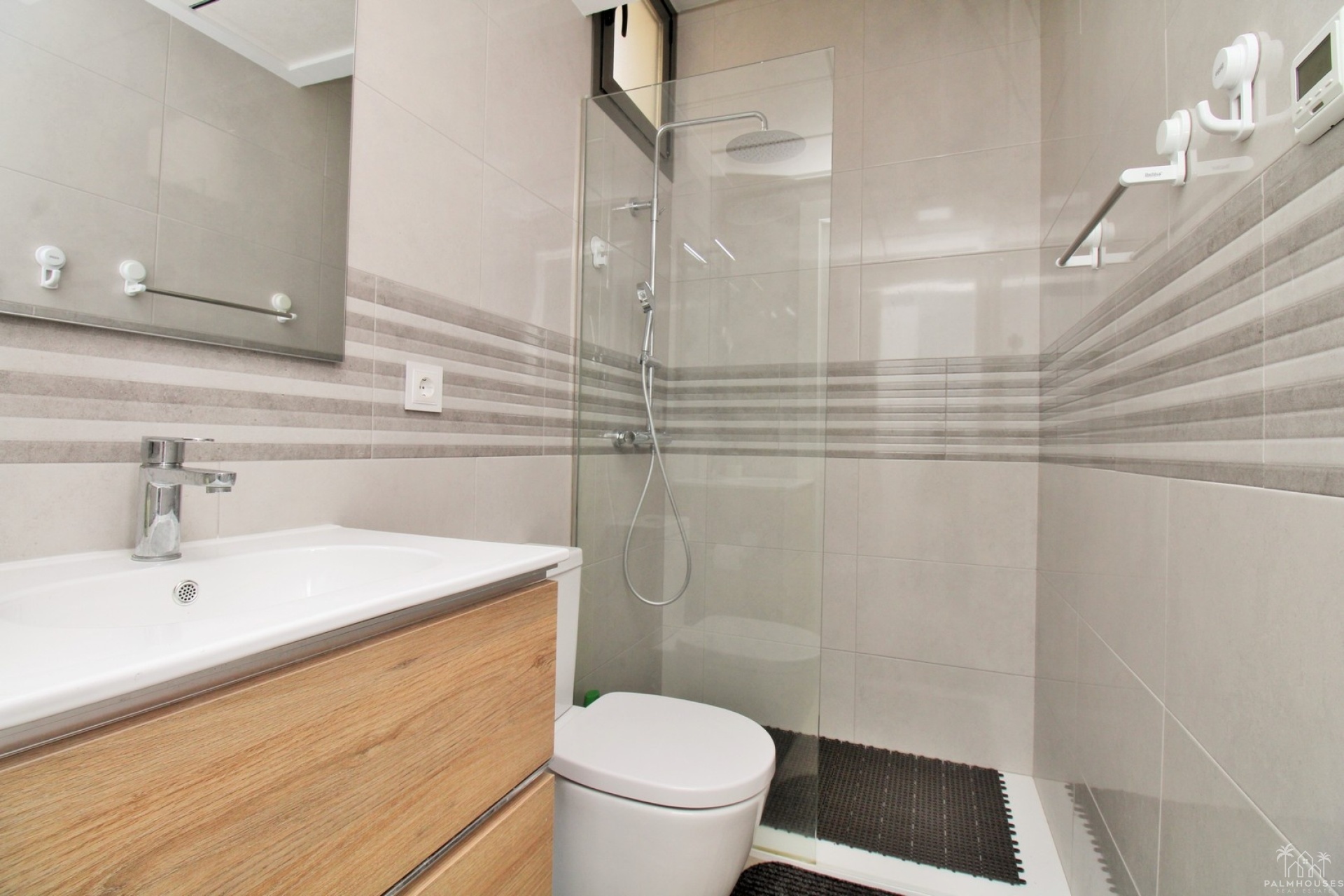 Resale - Villa - Villamartin