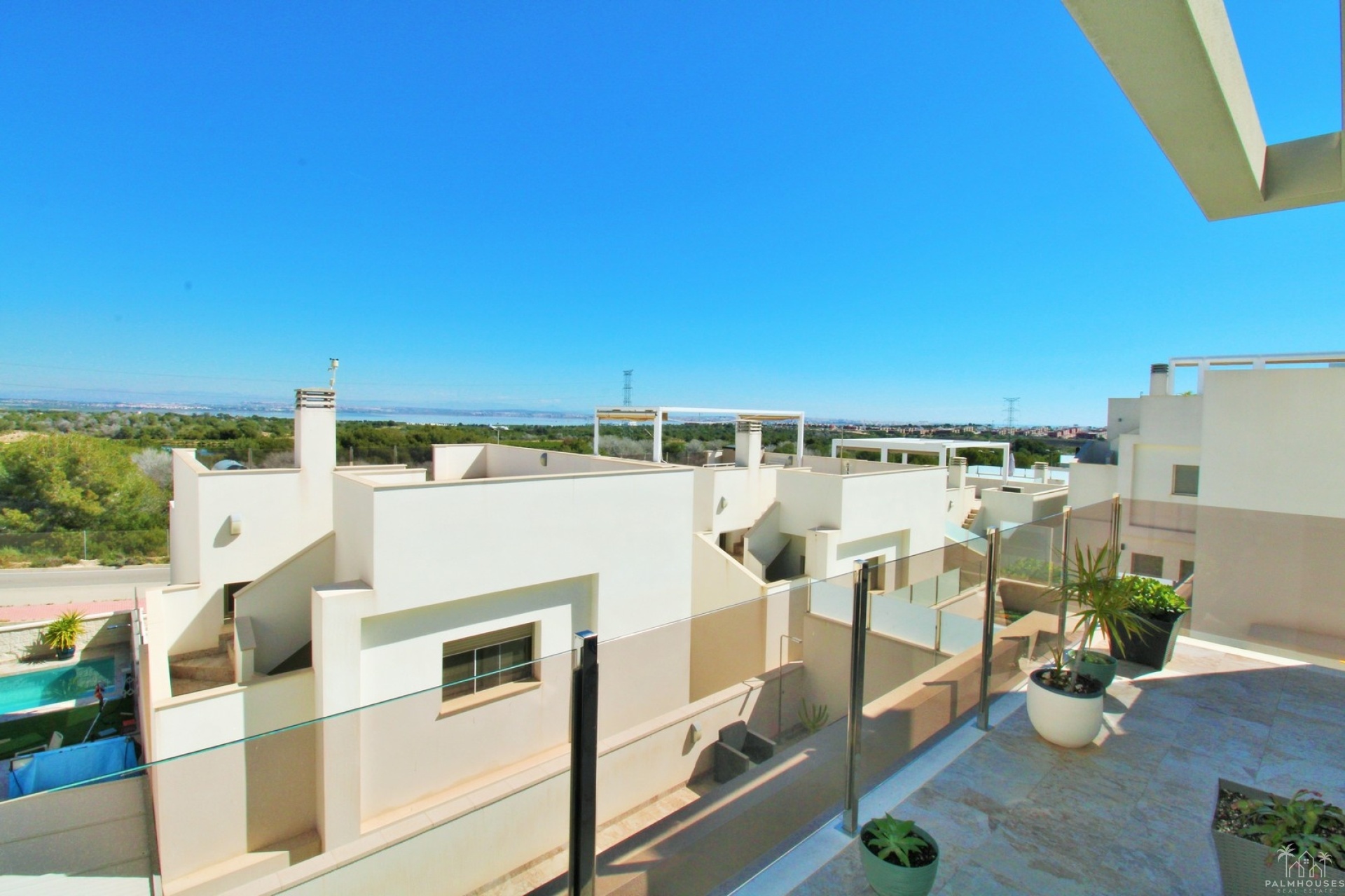 Resale - Villa - Villamartin