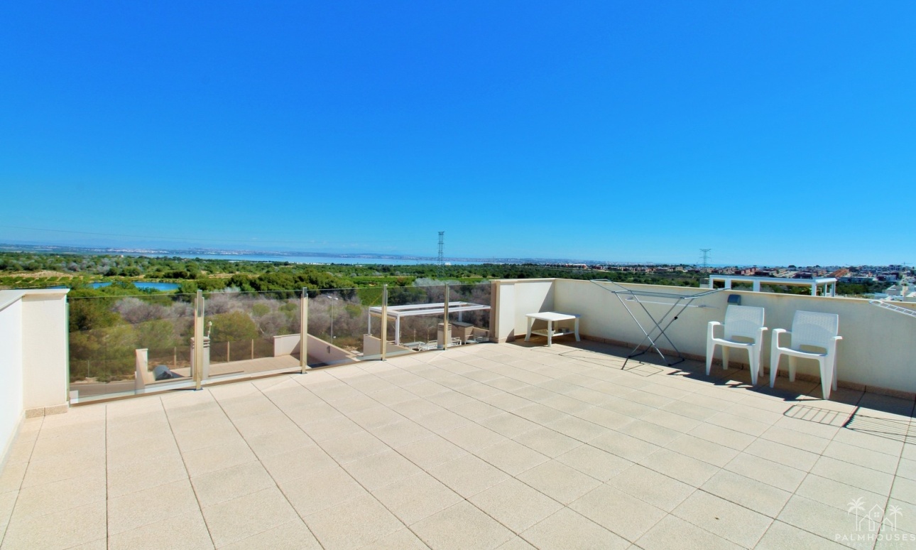 Resale - Villa - Villamartin