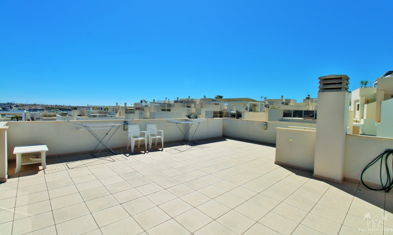Resale - Villa - Villamartin