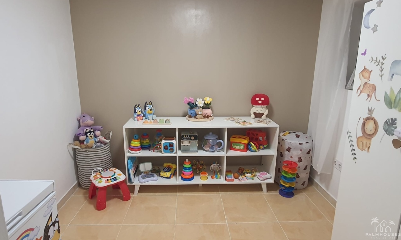 Resale - Villa - Villamartin