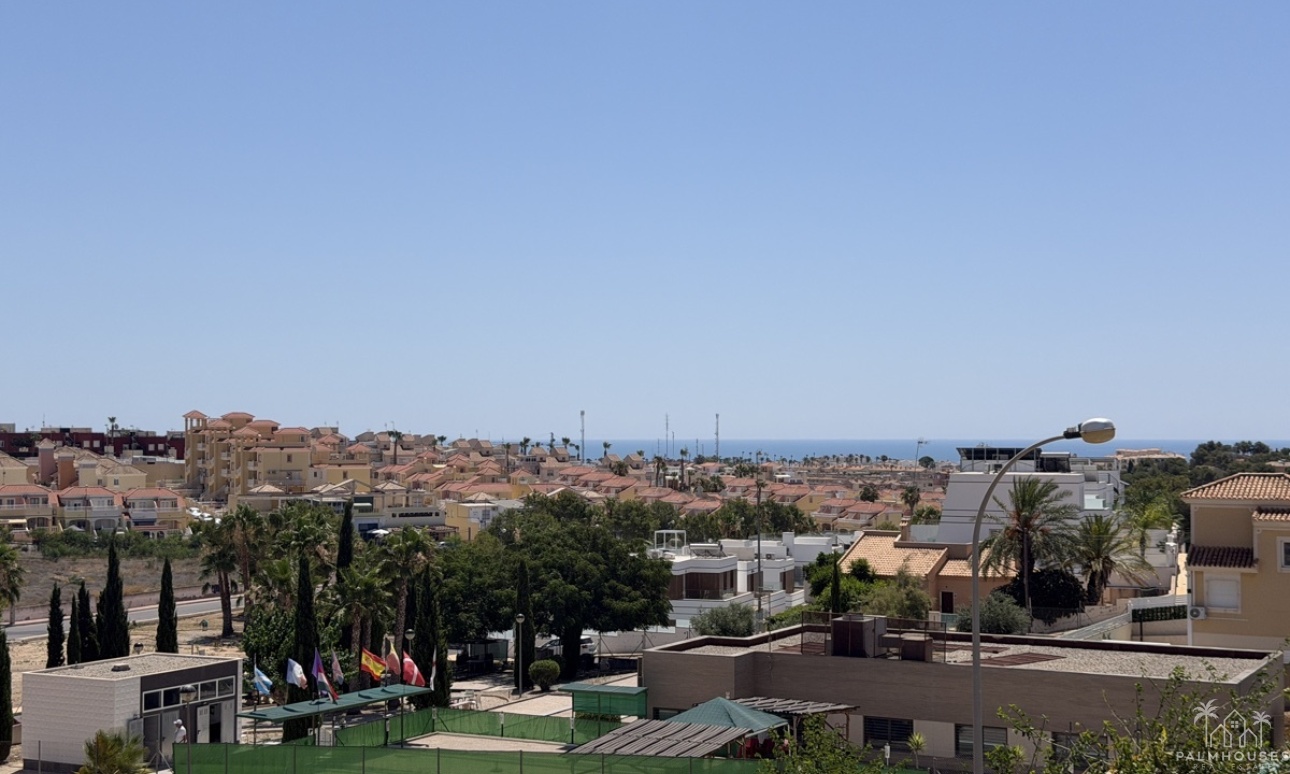 Resale - Villa - Villamartin