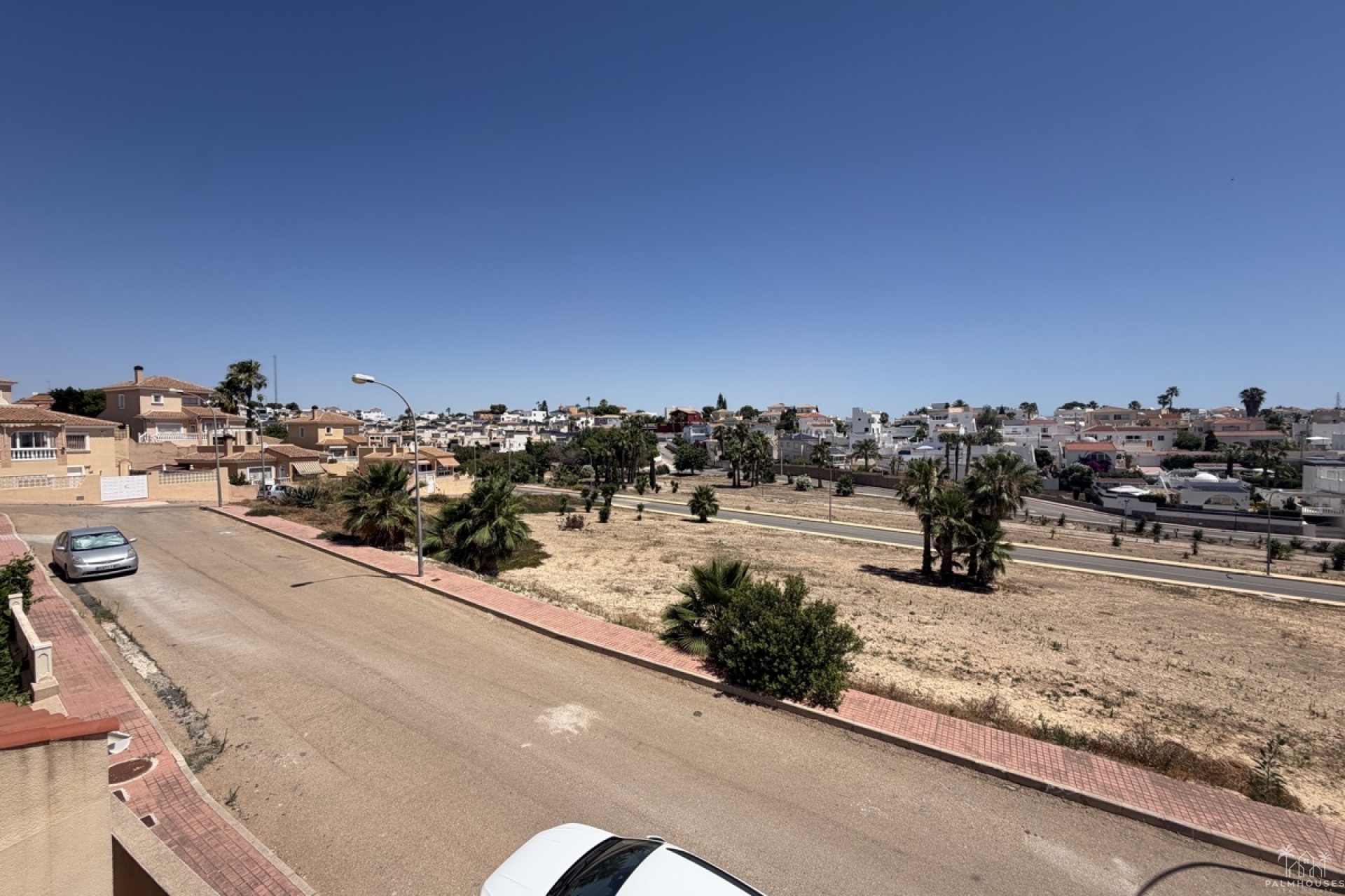 Resale - Villa - Villamartin