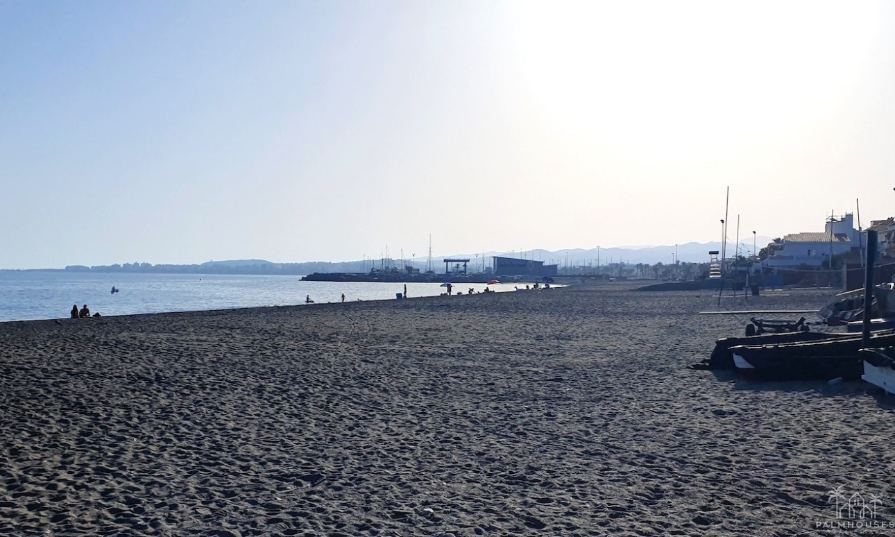 Revente - Apartment - Algarrobo Costa - Costa del Sol