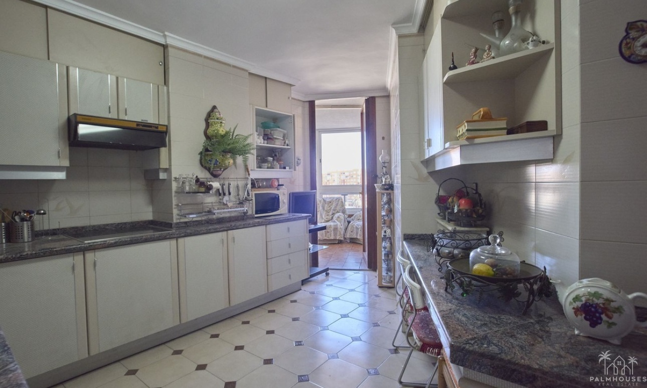Revente - Apartment - Alicante - Alicante Centro