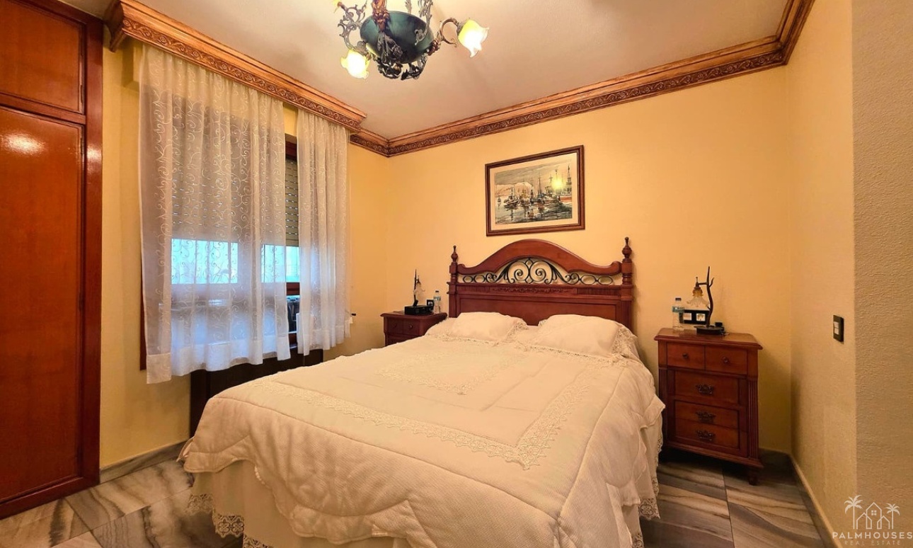 Revente - Apartment - Alicante - Alicante Centro