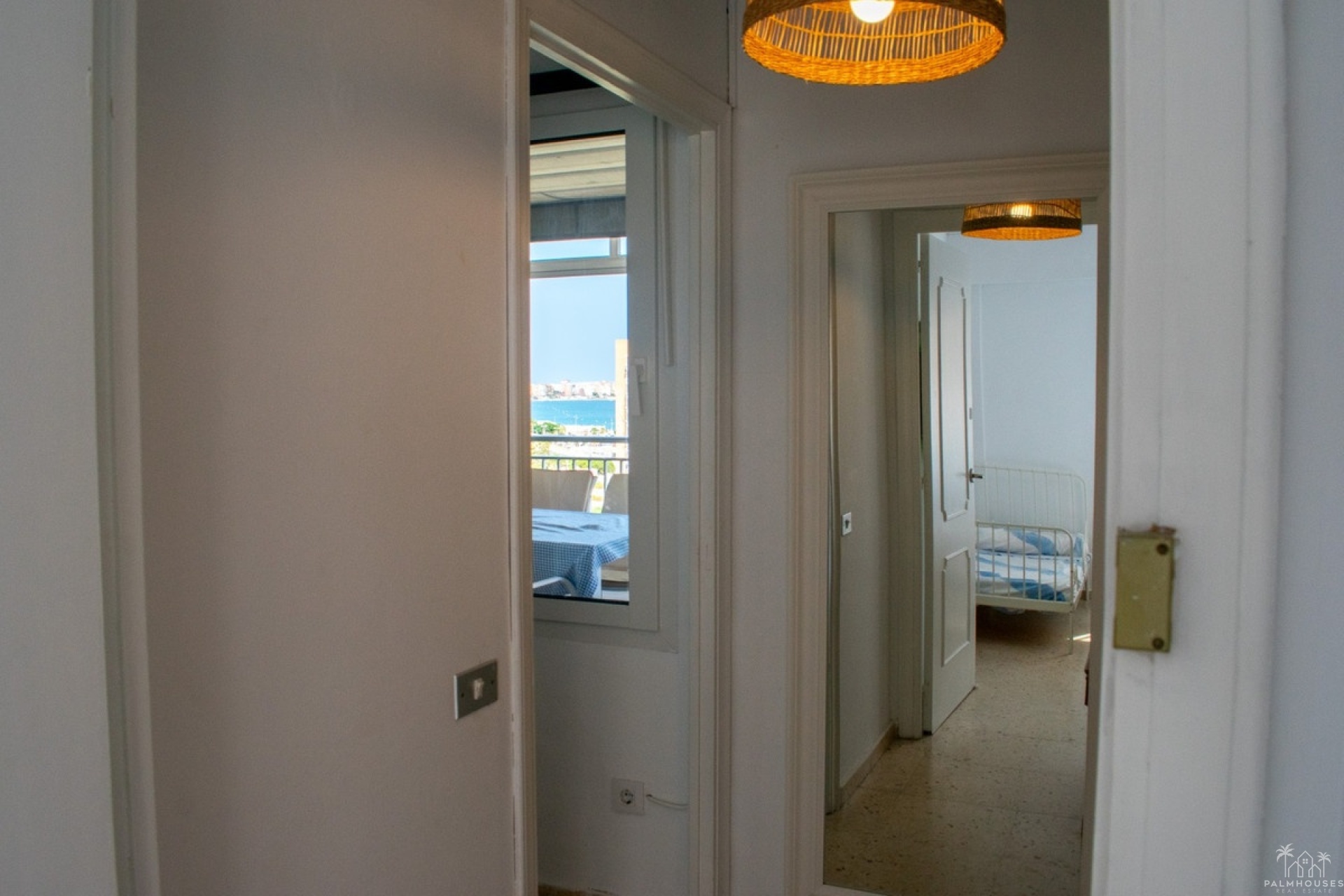 Revente - Apartment - Alicante - Alicante Centro