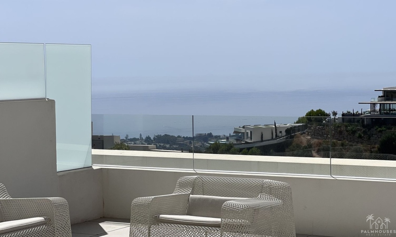 Revente - Apartment - Altos de los Monteros - Inland